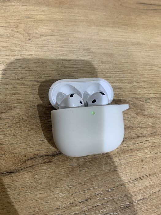 AirPods 4 без ANC