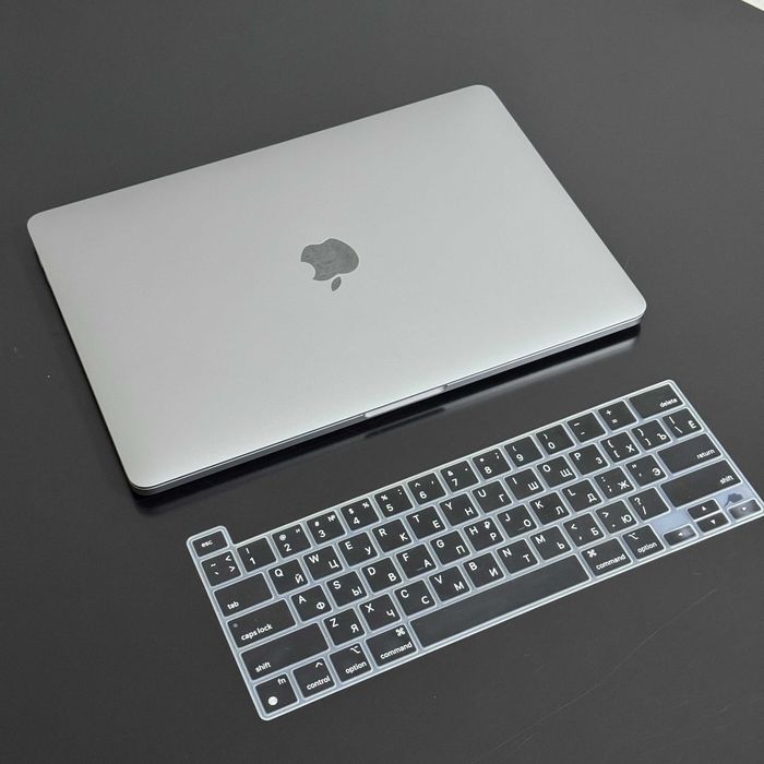MacBook Pro 13, Apple M2, 8 гб, 256 гб