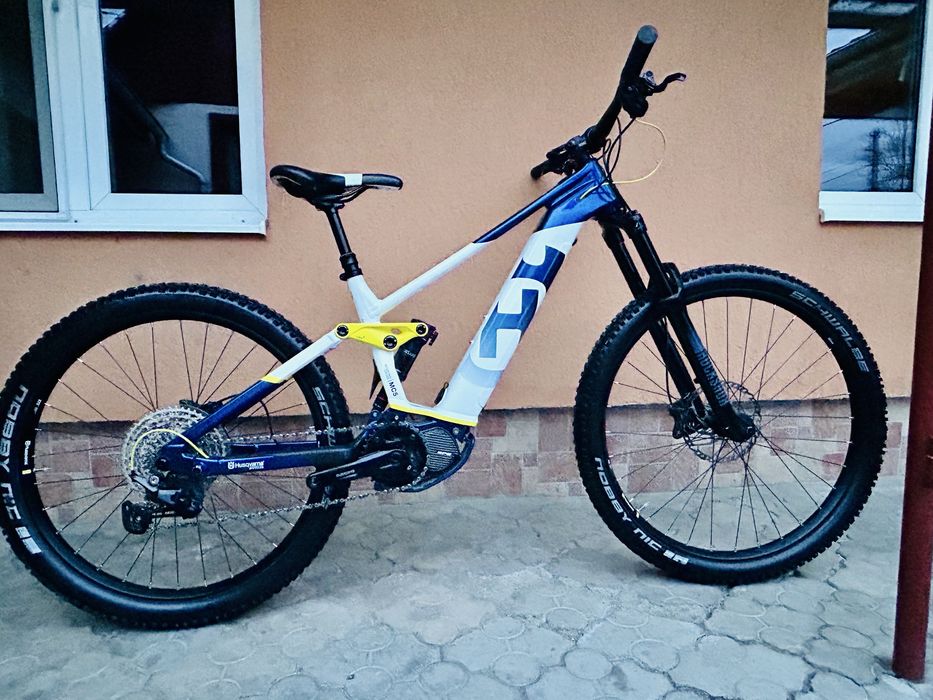 Bicicleta electrica full suspension Husqvarna  29 , 2024/ cadru S/