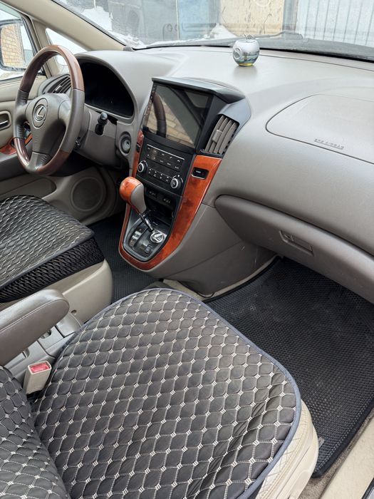 Продам Lexus RX300 с прицепом 2,7х1,5