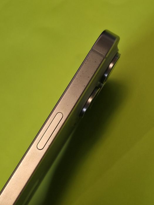 256GB iPhone 15 Pro Max Гаранция Yettel 3г. 2028 NATURAL TITANIUM