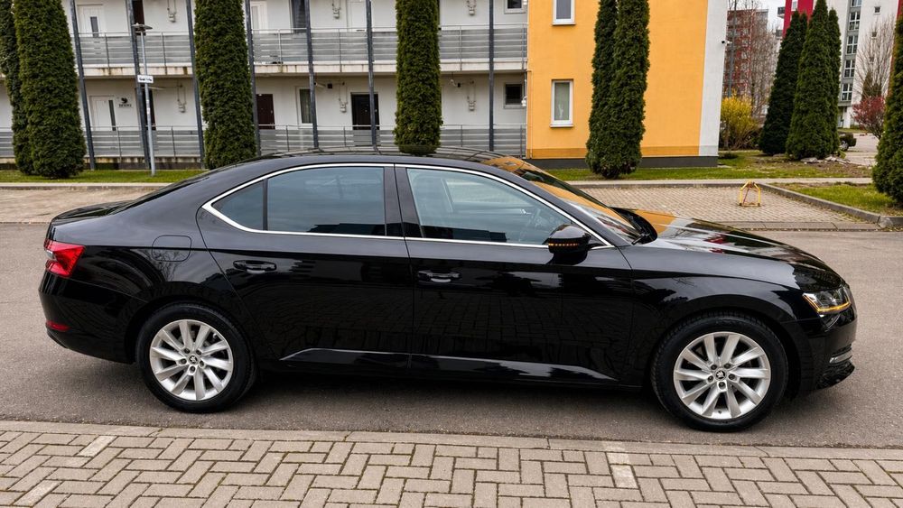 SKODA Superb 2021 — imagine 3