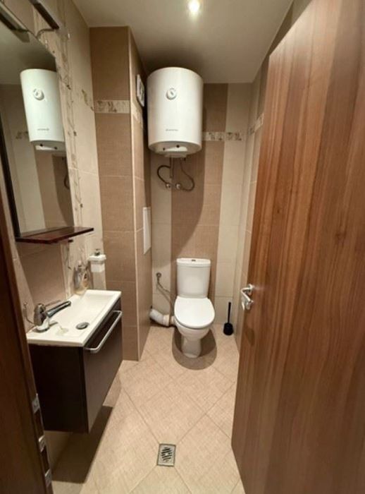 Дава се под наем Тристаен апартамент в София, Изгрев - 95 кв.м за 796.62 € - Снимка #6