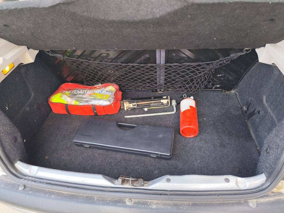 Пежо 206 1.4 75 к.с. Peugeot бензин