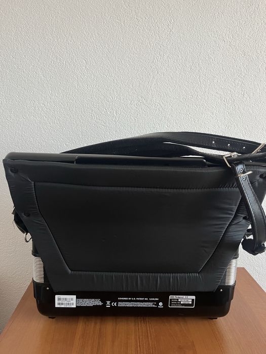 Акордеон Roland FR-7x БАРТЕР