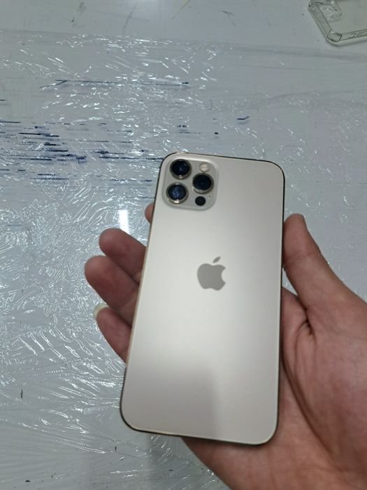 Iphone 12 pro  256гб