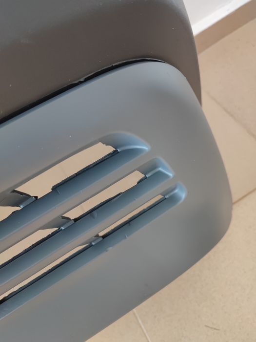 Броня Мерцедес 124 нова с лайсна предна mercedes w124