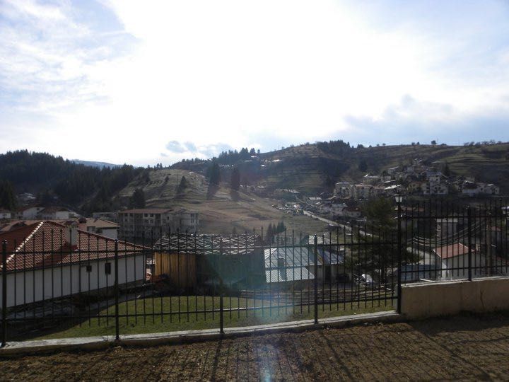 Продава се Хотел в к.к. Пампорово - 1008 кв.м за 571 €/кв.м - Снимка #13