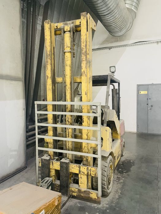 Продам КАРа. Грузподъемность 5 тонн.