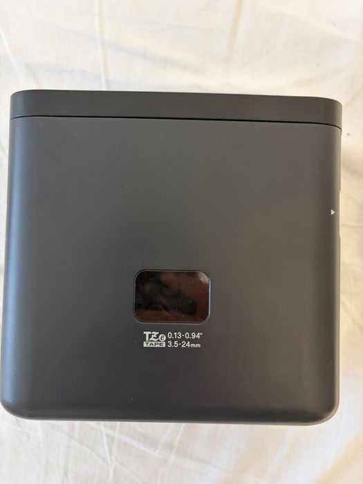 Imprimantă etichete Brother p touch + 327benzi TZe 18/24mm – 2.499 lei”
