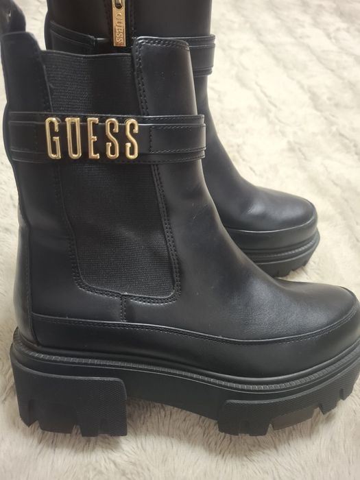 Боти Guess, като нови