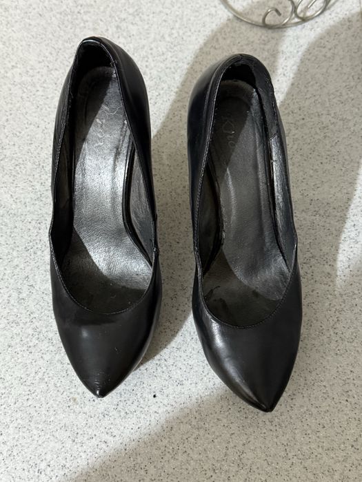 Туфли лодочки продам