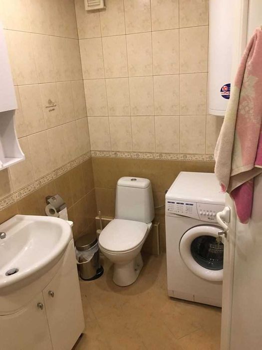 Дава се под наем Двустаен апартамент в София, Банишора - 80 кв.м за 348.84 € - Снимка #2