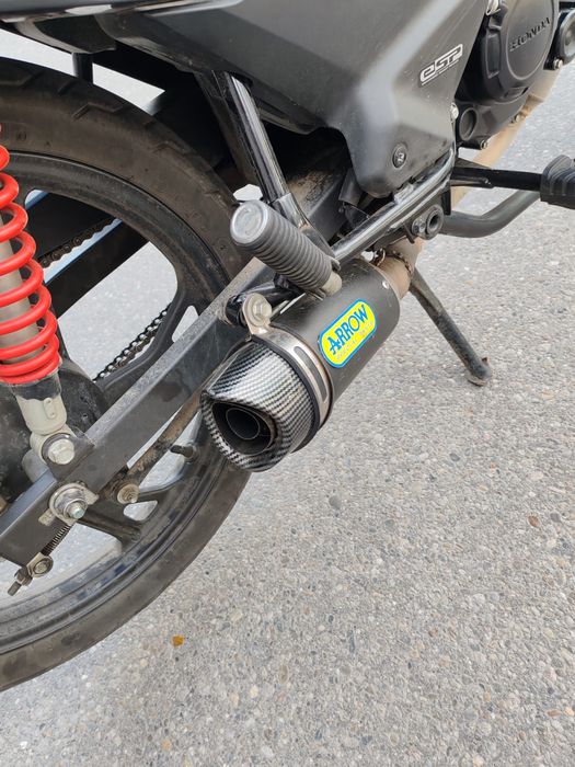 Motocicleta honda cbf125