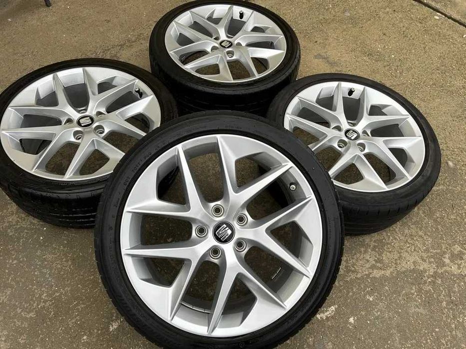 лети джанти 7.5J x 18 ; 5/112 ; ET 51 (Skoda Seat VW) с нови летни гуми 225/45 Viking Protech Newgen