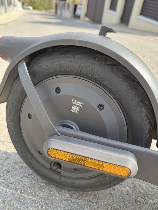 Trotineta electrica Xiaomi 5 Elite