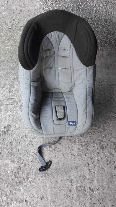 Детско столче за кола Chicco Artsana Universal