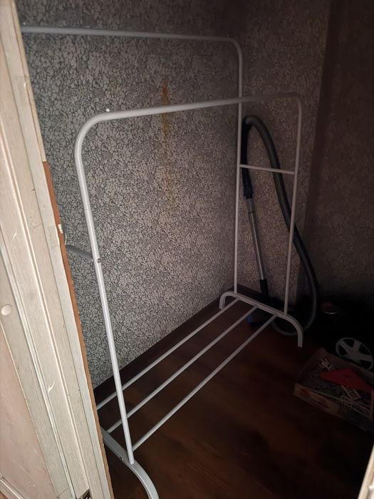 Продается рейл для вещей