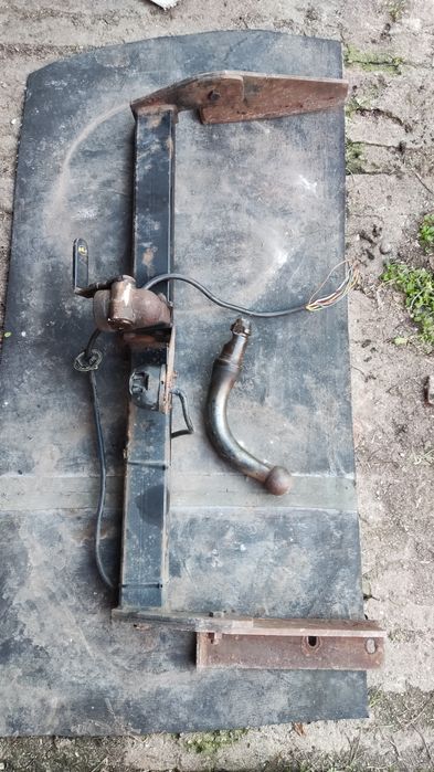 Теглич,  патерица- 15 цола, дросел и педал на газта за Пежо 307