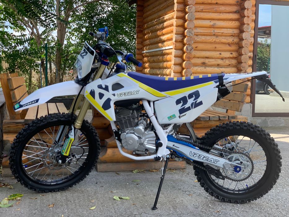 Кросов мотор чисто нов 250 куб.