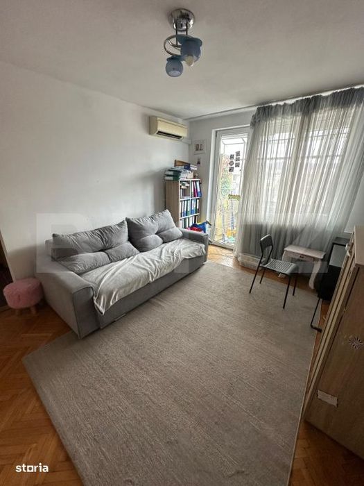 Apartament 3 camere, semidecomandat, 54 mp, balcon, orientare sudica,