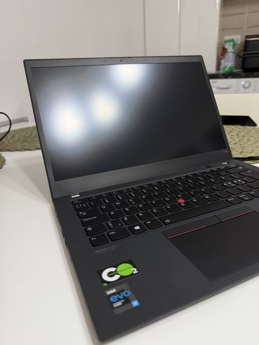 Lenovo ThinkPad T14S-i7 11th-32gbram-1tb Ssd-4K-sim4G -win11