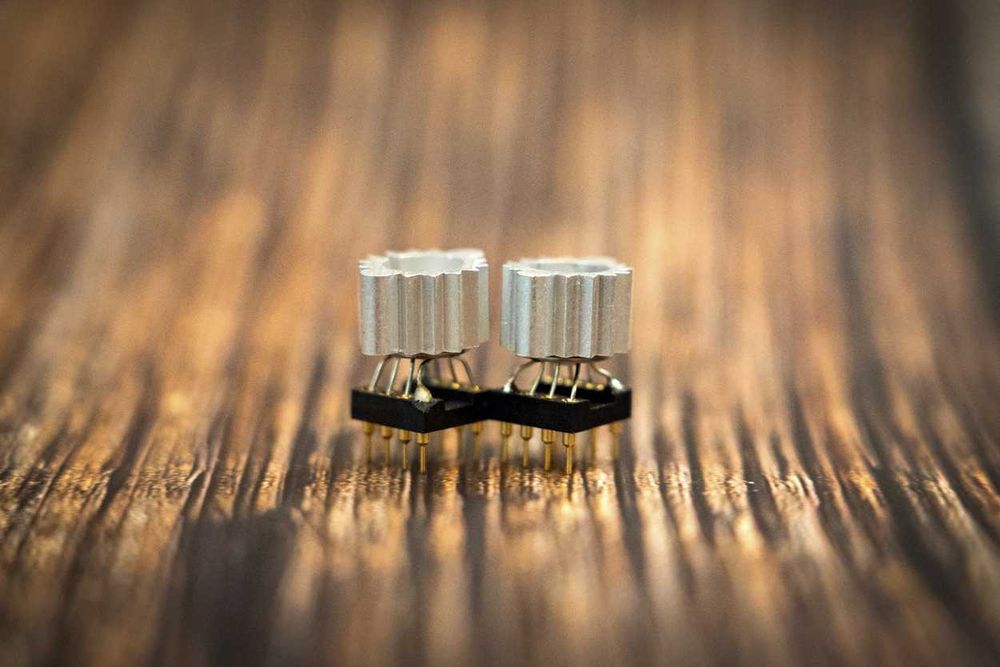 Оригинални операционни усилватели LME49720HA 2БР. + Бонуси