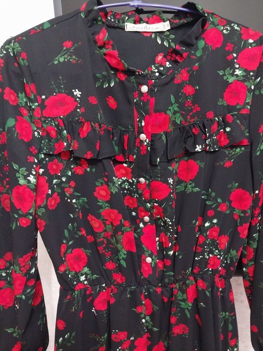 Продам платье все по  5000