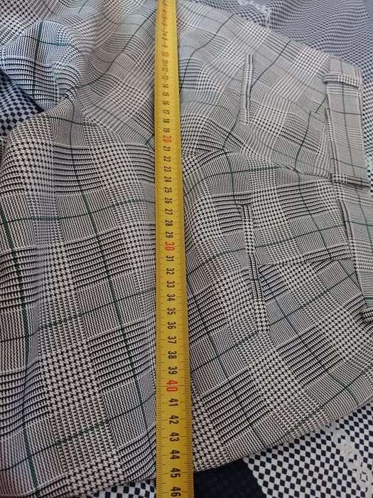 Pantaloni damă Stradivarius