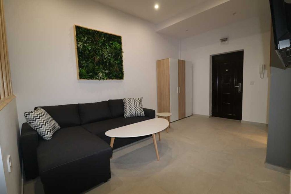 Продава се Едностаен апартамент в Благоевград, Широк център - 40 кв.м за 1625 €/кв.м - Снимка #1