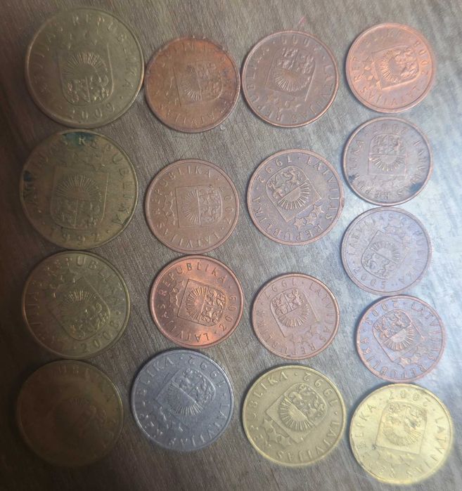 монети Латвия17бр