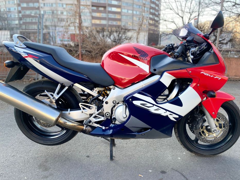 Vand honda Cbr f4i
