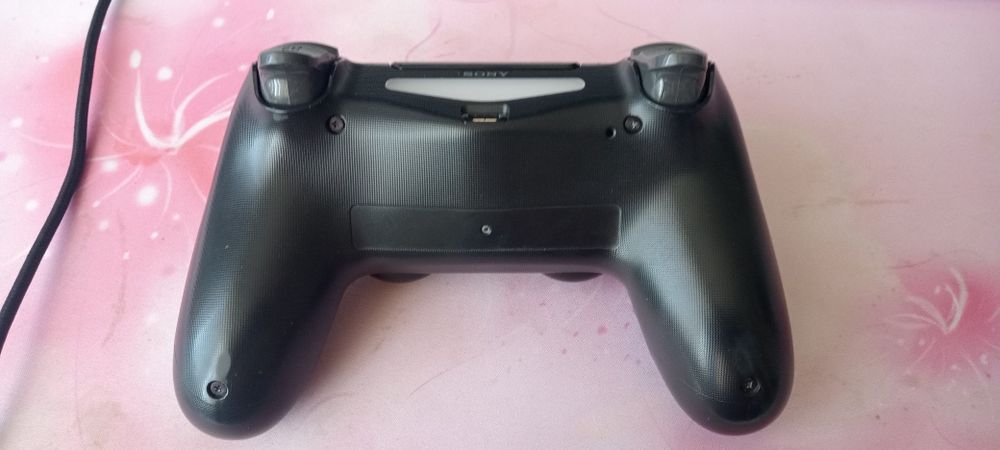 оригинальный dualshock 4v2
