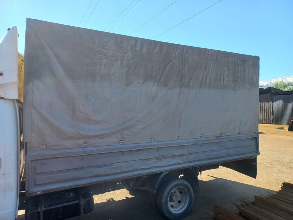 Продам бутку газеля с спойлером.