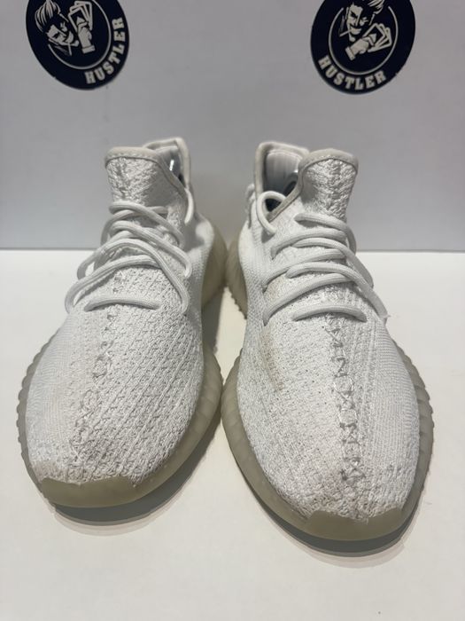Маратонки ADIDAS YEEZY BOOST 350 V2 . Номер 41.5