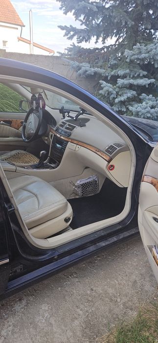 MERCEDES-BENZ E-Class 2002 — imagine 2