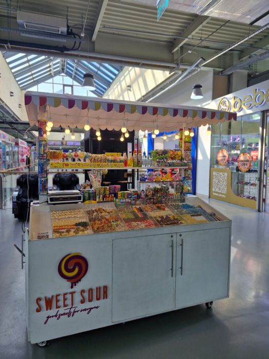 Остравок по продаже сладостей