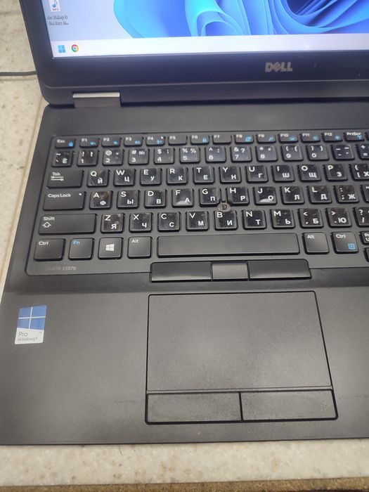 DELL latitude E 5570g