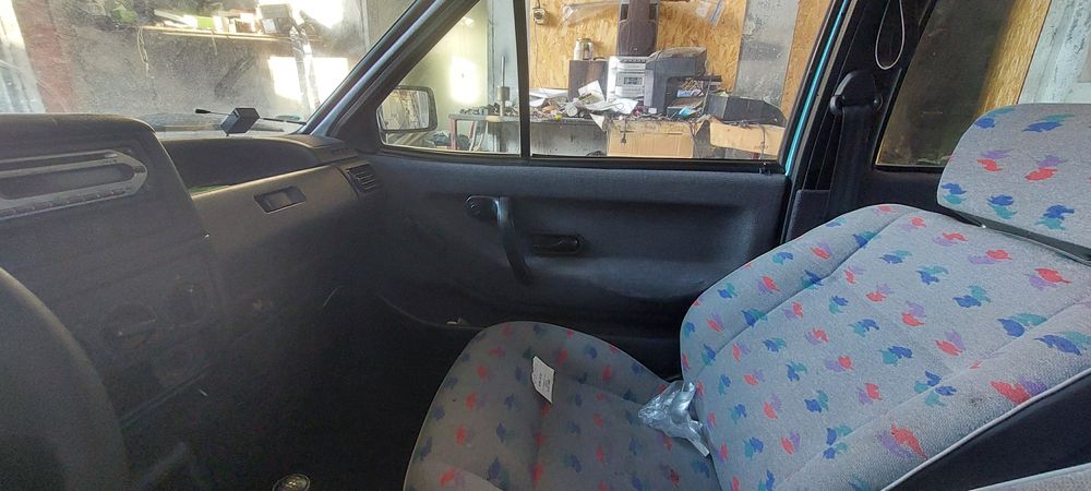 Продавам на части  Volkswagen Polo -1991 г.