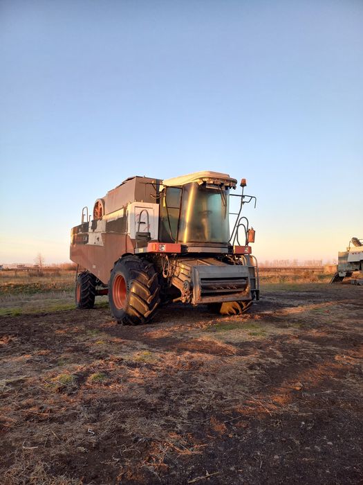 Продам комбайн Акрос, мтз, хтз