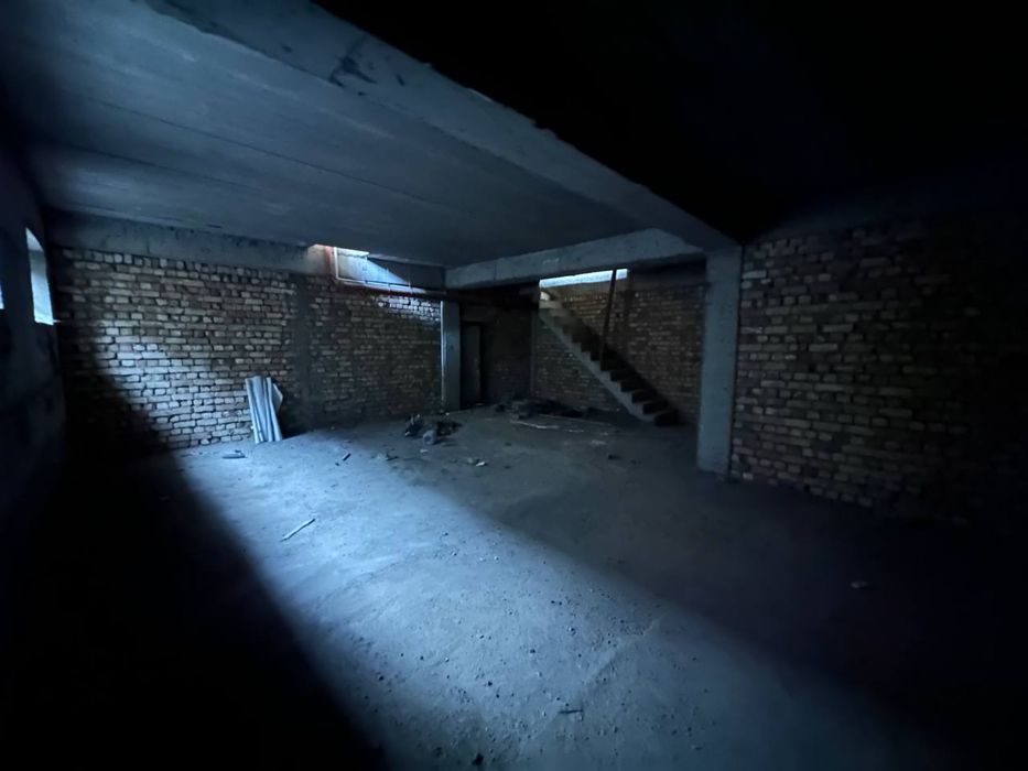 Шикарный дуплекс 133 кв.м отдадим за пол стоимость