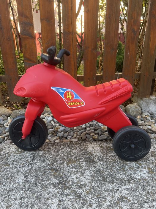 Motocicleta / bucicleta de echilibru