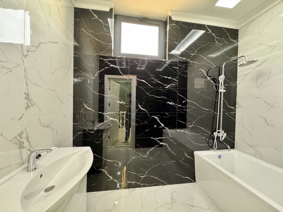 Евродом(хавли)таунхаус. 3 соток. Дустлик