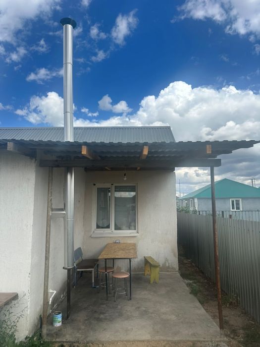 Продается дом гараж