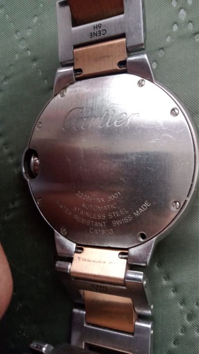 Продам часы в хорошем состояние