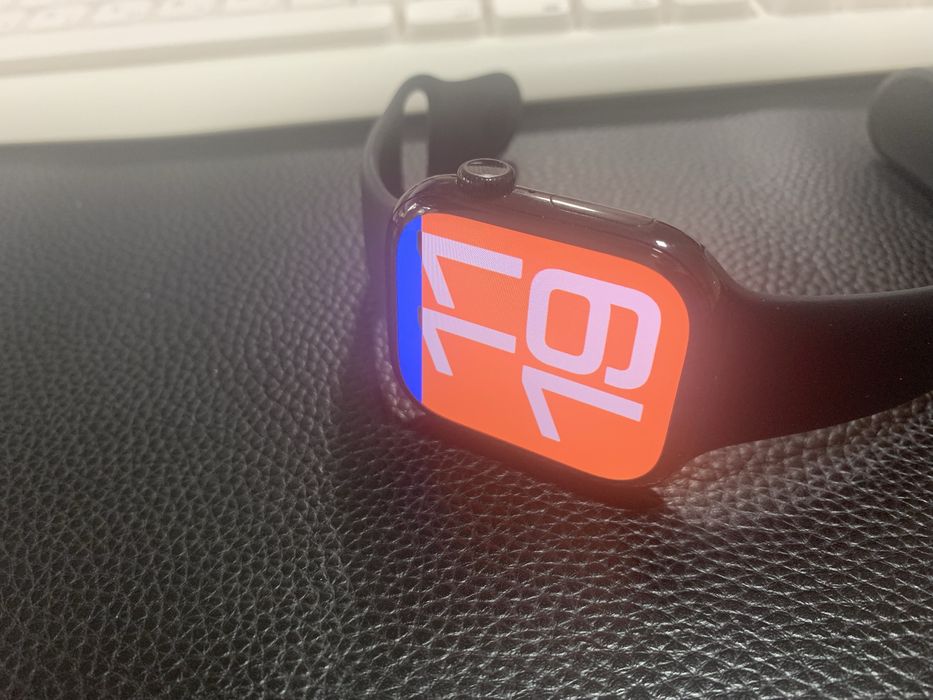 I watch 10. 46 мм коробка зарядка и запас ремешек. Состаяния идеал