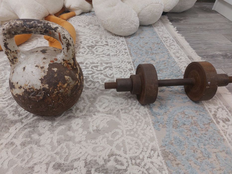 Продам гантель и гирю
