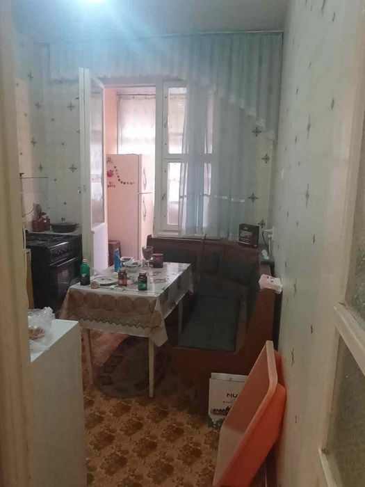 Yangi bozor 7-mkr Jasorat 12-dom Kvartira 3 xona 3-etaj