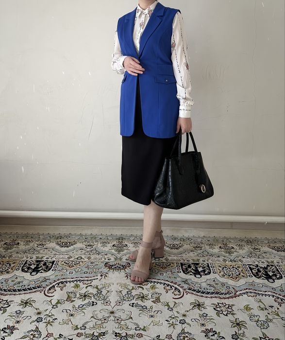 Юбки, жилет, кофты