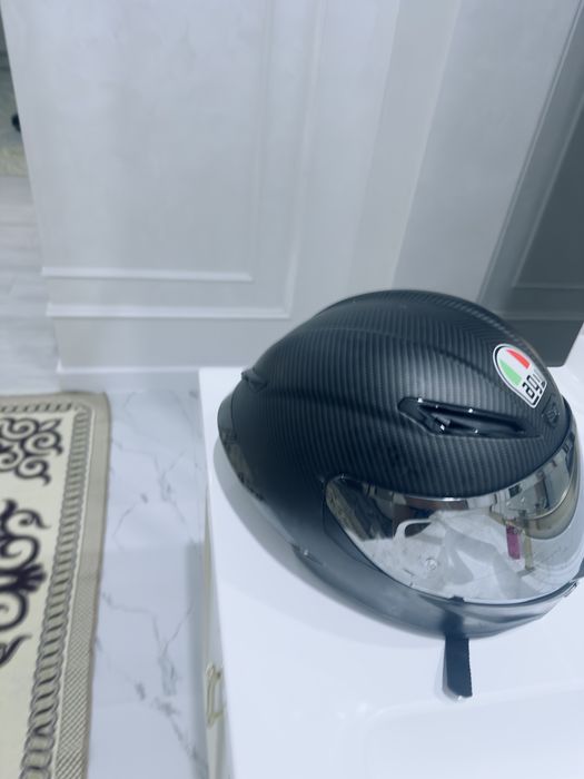 Шлем AGV оргинал на  80мынга сатып алгам